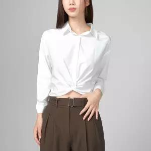 [미쏘] 트위스트 블라우스 (MIWBLD937B-T)