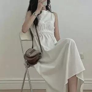 여자 여름 셔링 민소매 원피스 데일리룩