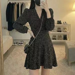 여자 블랙 도트 긴팔 랩 원피스 데일리