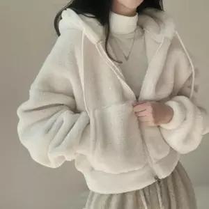 [하프클럽/]여성 세미크롭 양모 후드 집업 데일리 뽀글 자켓