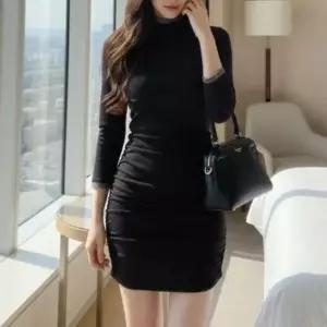 [하프클럽/]여성 콘트라스트 잔주름 슬림핏 드레스