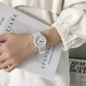 아날로그 손목시계 수험생용 시험장 무소음 무음 학생 수능 시험 입시 학습 집중