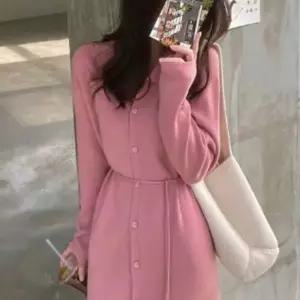 여성 랩스타일 카라 니트 긴팔 롱원피스