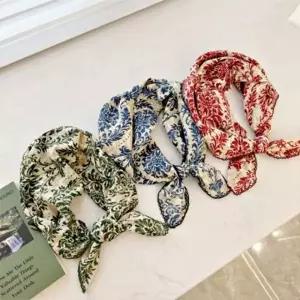 꽃 패턴 스카프 프릴 포인트 간절기 환절기 손수건 머플러 쁘띠 40cm