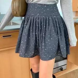 [하프클럽/]여성용 사랑스러운 별무늬 밴딩 플레어 미니스커트
