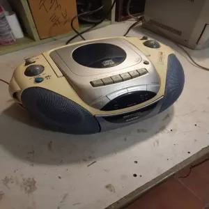 정상작동하는 산요 시디 카세트 라디오/카세트 험 주의