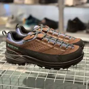 [롯데백화점]블랙야크 [블랙야크(BLACKYAK)] 트레킹화 등산화 레저 크럭스로우 GTX#1 ABYSHX4008