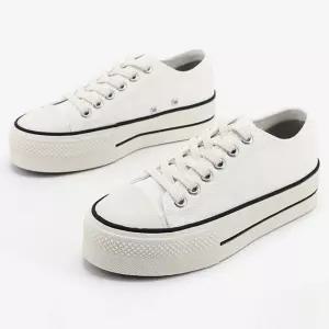 캔버스 스니커즈 통굽 키높이 패션신발 학생 데일리 큐빅스니커즈