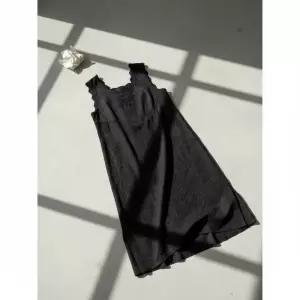 CC콜렉트 씨씨콜렉트 크링클 새틴 슬리브리스 원피스 C252MSE062