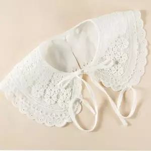 3단 레이스 페이크 카라 펀칭 레이스 넥케이프