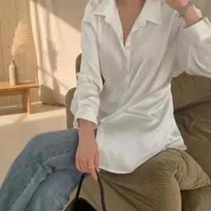 여성 우아한 실크 샤틴 끈민소매 탑