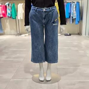 [베네통] 베네통 기타 자수포인트 일자 데님 팬츠 BADPA8631