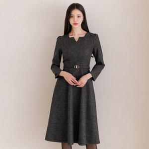 [시크라인] (~XXL까지) 브륀 브이 슬릿넥 트위드 벨티드 원피스 겨울 플레어 하객룩 오피스룩 격식룩 데이트룩