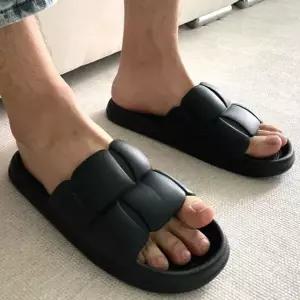 푹신한 거실화 뚱카롱 슬리퍼 블랙 편한 실내화 사무실화