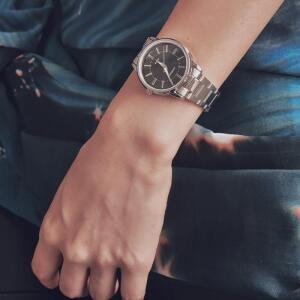 CASIO 카시오 모던 심플 메탈 여성시계 블랙