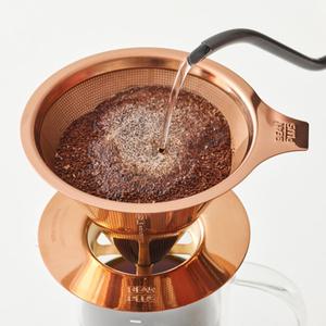 빈플러스 커피 드리퍼 티타늄 골드 TD03 V2