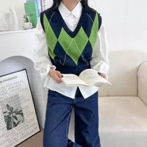 2L-UND 5092 여자브이넥 아가일니트조끼