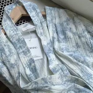 봄 잠옷 긴팔 뜨왈 로브 가운 홈웨어 실내복 골프 나이트 홈 가운