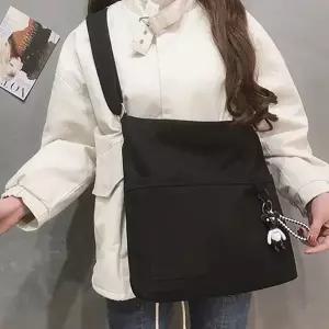 캔버스 숄더백 가벼운 데일리 여행용 여성 숄더백 수납력 크로스 에코백 토트 포켓 멀티