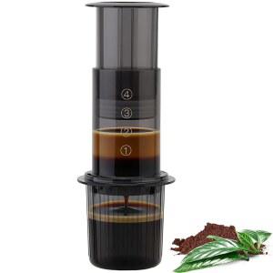 캠핑과 여행을 위한 휴대용 커피 메이커, 프레스 - 올인원 프레스, 푸어오버 & 에스프레소 스타일 수동 브루어, 끈기 없는 풀 바디 커피를 소형 쓴맛이 적습니다