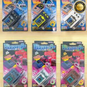 재고 있음 반다이 디지몬 디지바이스 컬러 25주년 기념 스크린 재발행.