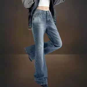 [신상오픈런]여자 부츠컷 새깅 로우라이즈 키큰녀 슬림 면 청바지 (41443177)