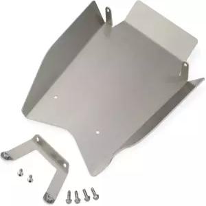 크롬 41-421 스키드 플레이트가 2019+ 캔암 라이커에 적합함을 보여줍니다