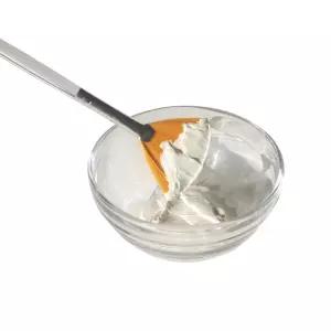 스킨케어 및 에스테틱을 위한 내추럴 플러피 화이트 염소 헤어 소프트 팬 브러시(마스크 브러시)