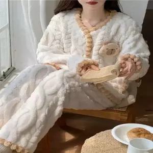 여성용 바지 홈 핏예쁜 캐릭터 정장세트 코럴 도톰 세트 브이넥 캐시미어 플란넬 카디건 인기1