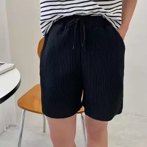 [라일리여성의류] Rly 골지 시원한 여성 플리츠 쿨링 여름 반바지