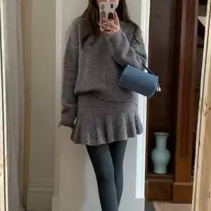 여자 가을 겨울 포근한 브이넥 니트 스커트 투피스