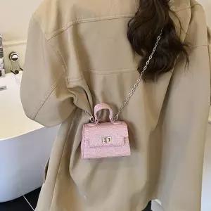 원더맨 여사친 트렌드 숄더 가방 토트백 스팽글 미니백 초가을 데일리룩 백 체인 KUK3