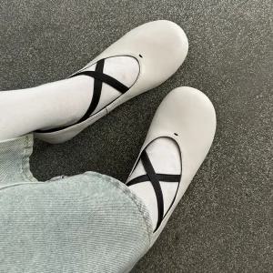 EAMT 여친 가을 밴딩 굽 양가죽 크로스 스틸레토 라운드 펌프스 큐티한 발레 플랫 슈즈 YJ3