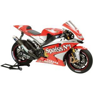 Tamiya u2013 14100 Yamaha YZR 1 /12 2004 M1