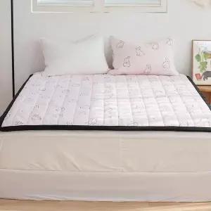 갤러리아 리빙홈 큐티버니 소프트 마이크로 이불패드 Q 카페트 러그