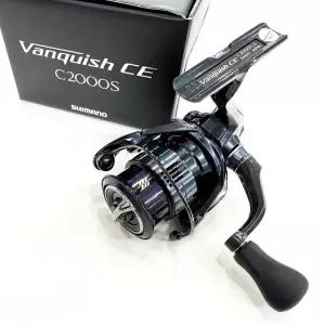 시마노 26뱅퀴시CE C2000S 스피닝릴 윤성보증서 배스 볼락 아징