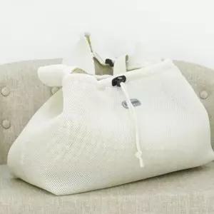 [반려] 강아지 끌레 메쉬 슬링백 아이보리 1P 애견 이동가방