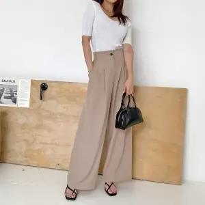 [다잇템] 여자 찰랑이는 허리밴드 롱 폴리스판 와이드핏 핀턱 슬랙스_24742623_588872