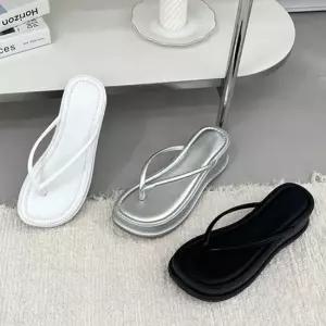 인기상품 물놀이 편한 슬리퍼 코디 여름 통굽 쪼리 해외 여행 [WFJF5RS_260320]