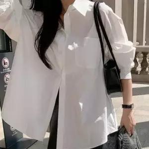 [의류] 베이직 무지 셔츠 루즈핏 화이트 와이셔츠 스타일리쉬