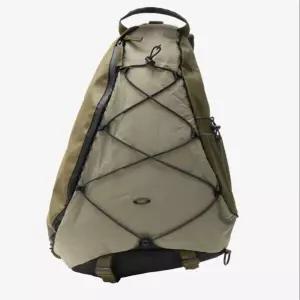 오클리 해외여행 등산 가볍고 실용적인 슬링백 슬림백 웨이스트백 대학생크로스백 남자보조가방 바디백