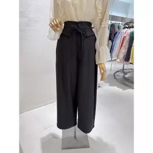 갤러리아 포켓 리본 절개슬랙스(Q3PT013B)