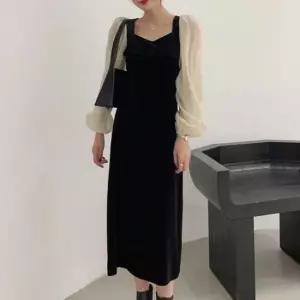[의류] 벨벳 롱 원피스 시스루 소매 모던 디자인 하객룩