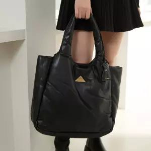 알도 퍼프캐리 사첼 백 - 블랙 오버플로우 ADD1H096HZ006