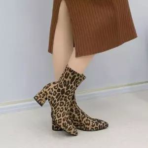 [타미나]스웨이드 호피무늬 부츠 SG501코줄지퍼호피앵글 (S6207571)