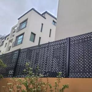 PVC 래티스 프라이버시 블랙 고급 울타리 가림막