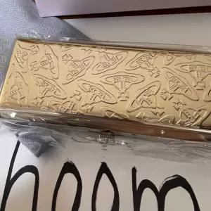 미국 비비안 웨스트우드 담배 케이스 금속 슬림 은색 오브 295554969581