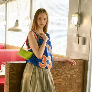 LIGHT HOBO BAG AQ7AB405