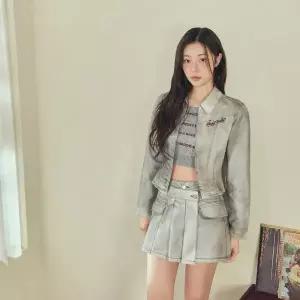 [롯데백화점]에고이스트 [CAPSULE LINE] 플리츠디테일 랩형 데님쇼츠 ES2DQ362