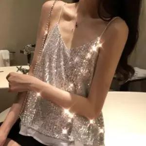 [의류] 쉬폰레이어드 스팽글 끈나시